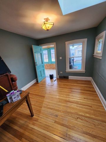 1432 Home Avenue, Berwyn, IL 60402