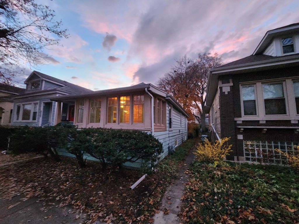 1432 Home Avenue, Berwyn, IL 60402