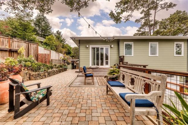 2968 Ardath Drive, Cambria, CA 93428