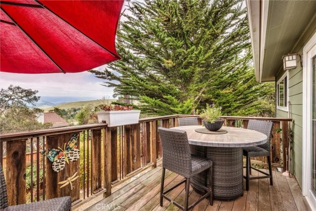 2968 Ardath Drive, Cambria, CA 93428