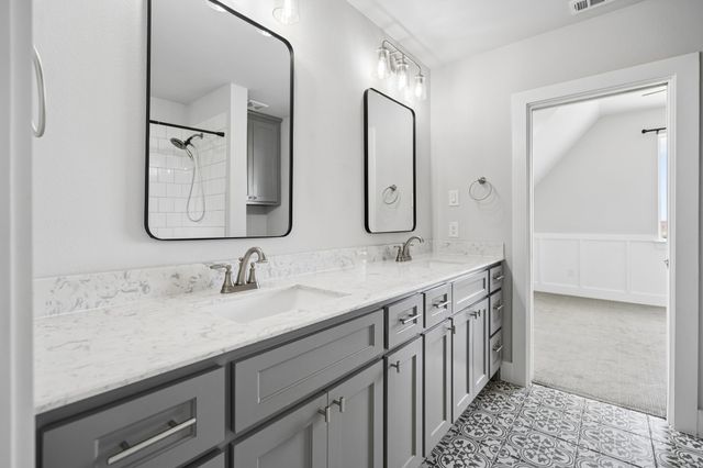 14341 Overlook Park Drive, Fort Worth, TX 76008