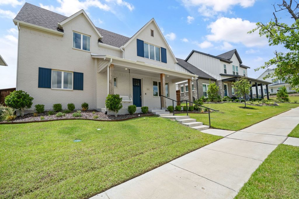 14341 Overlook Park Drive, Fort Worth, TX 76008