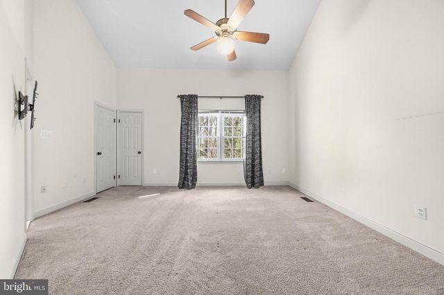 5885 WOODFIELD ESTATES DR, Alexandria, VA 22310