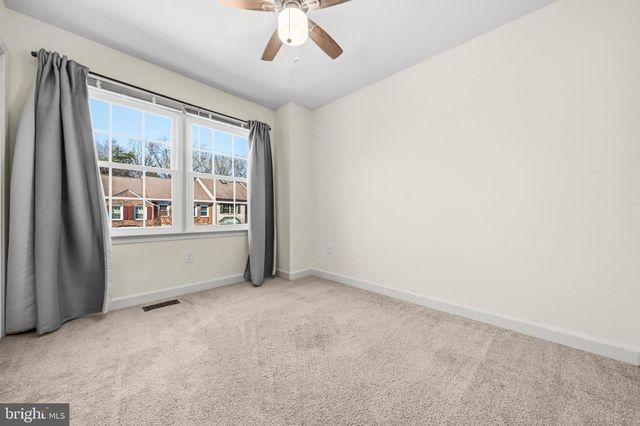 5885 WOODFIELD ESTATES DR, Alexandria, VA 22310