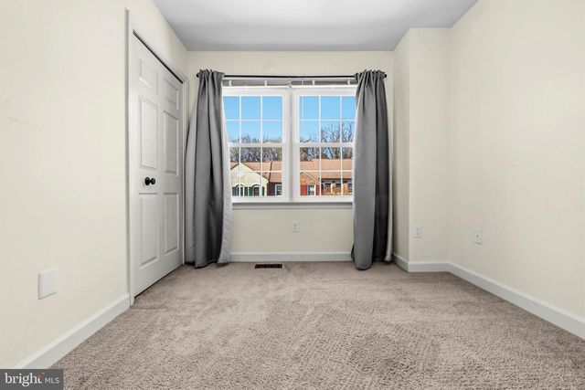 5885 WOODFIELD ESTATES DR, Alexandria, VA 22310