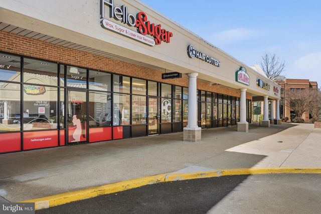 5885 WOODFIELD ESTATES DR, Alexandria, VA 22310