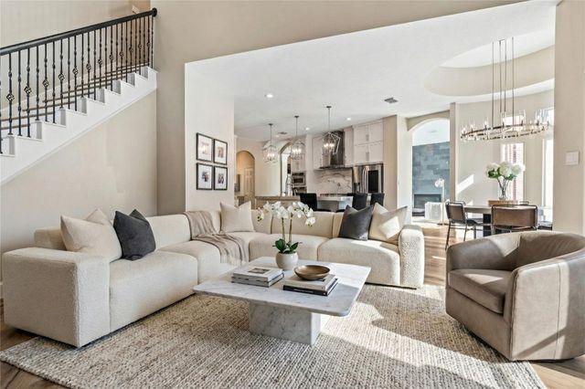 7714 Long Shadows Drive, Sugar Land, TX 77479