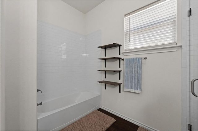 2612 Dove Trail, Granbury, TX 76048