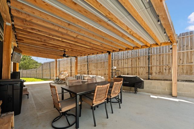 2612 Dove Trail, Granbury, TX 76048