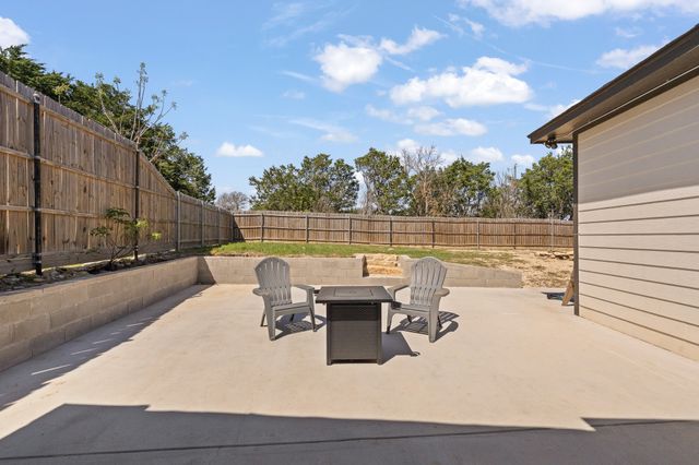 2612 Dove Trail, Granbury, TX 76048