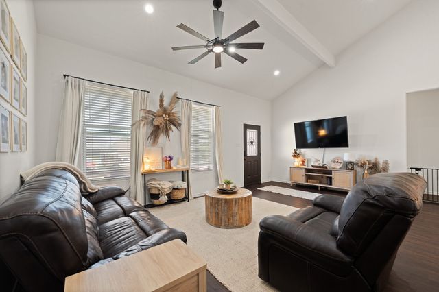 2612 Dove Trail, Granbury, TX 76048