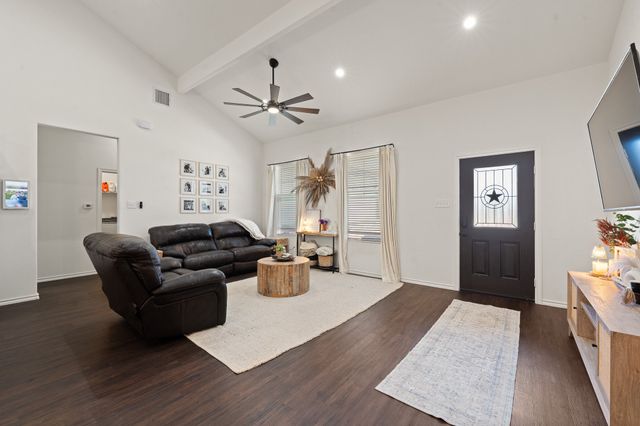 2612 Dove Trail, Granbury, TX 76048