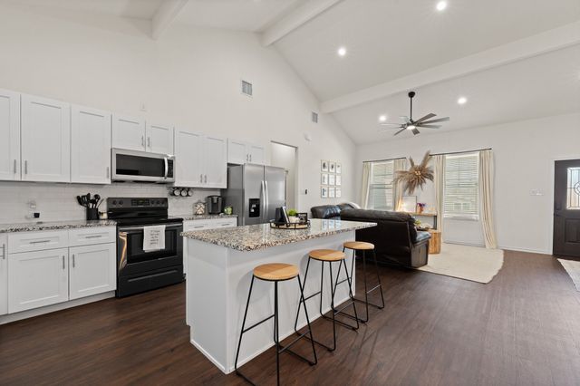 2612 Dove Trail, Granbury, TX 76048