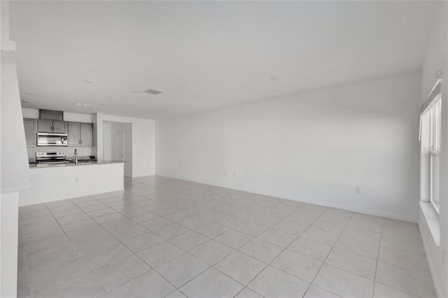 625 STONEY POINT CIRCLE, Davenport, FL 33896