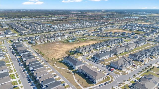 625 STONEY POINT CIRCLE, Davenport, FL 33896