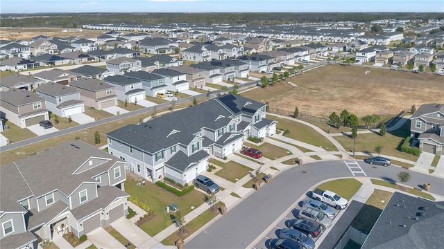 625 STONEY POINT CIRCLE, Davenport, FL 33896