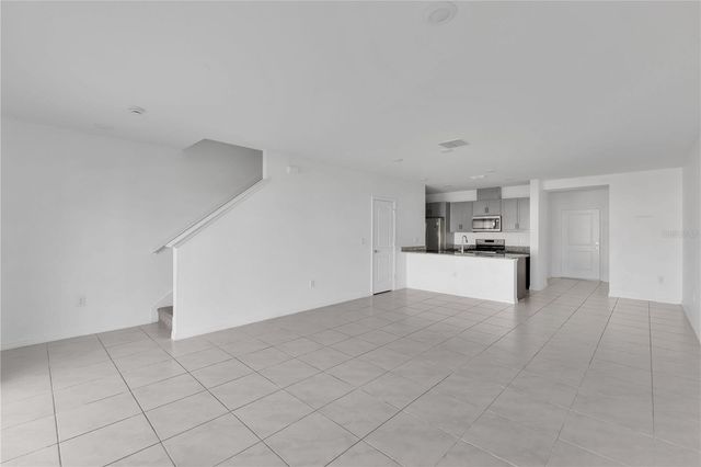 625 STONEY POINT CIRCLE, Davenport, FL 33896