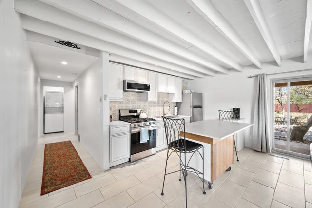 1417 Agua Fria, Santa Fe, NM 87505