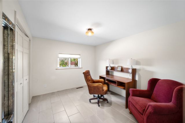 1417 Agua Fria, Santa Fe, NM 87505