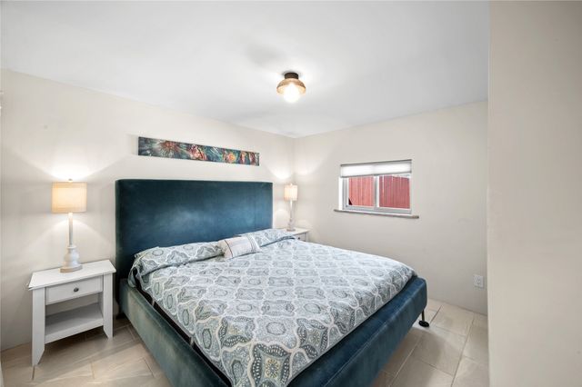 1417 Agua Fria, Santa Fe, NM 87505