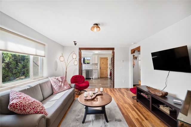 1417 Agua Fria, Santa Fe, NM 87505