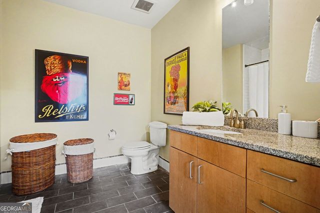 600 College Street 108, Hapeville, GA 30354