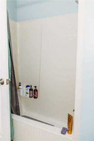 16 Ward Avenue, Middletown, RI 02842