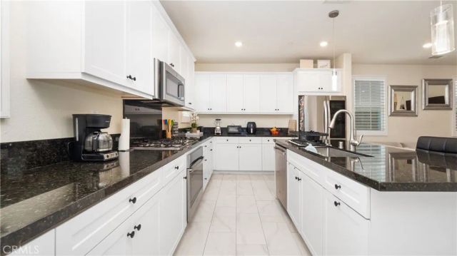 16763 Stags Leap Lane, Fontana, CA 92336