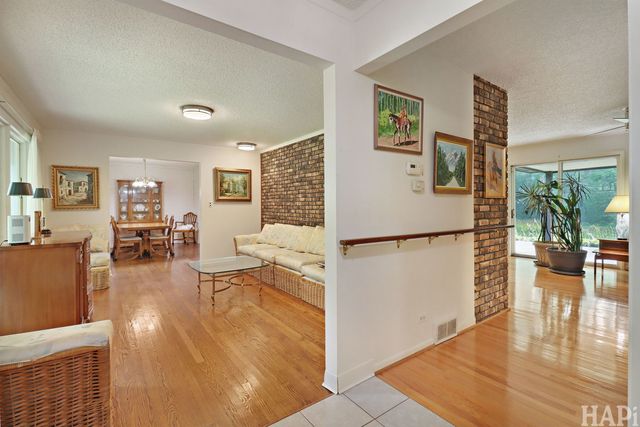 14673 W River Oaks Drive, Lincolnshire, IL 60069