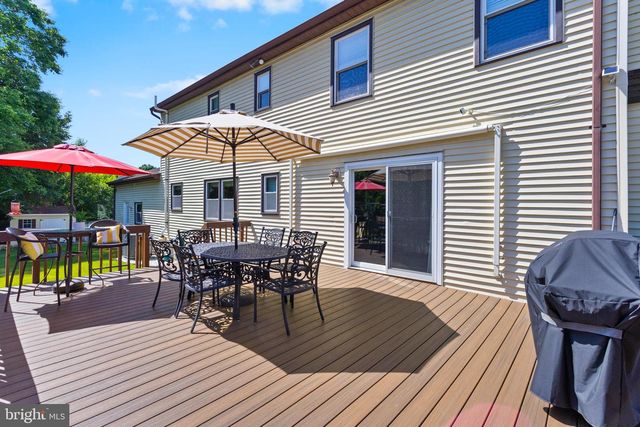 99 WILLIS DR, Ewing, NJ 08628