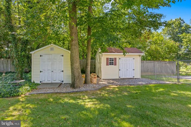 99 WILLIS DR, Ewing, NJ 08628