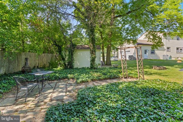99 WILLIS DR, Ewing, NJ 08628