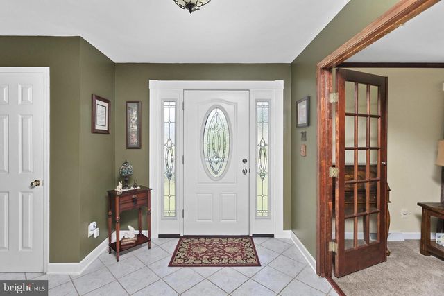 99 WILLIS DR, Ewing, NJ 08628