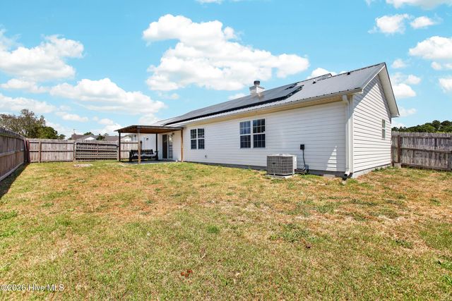 107 Jenna Rea Road, Hubert, NC 28539