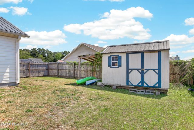 107 Jenna Rea Road, Hubert, NC 28539