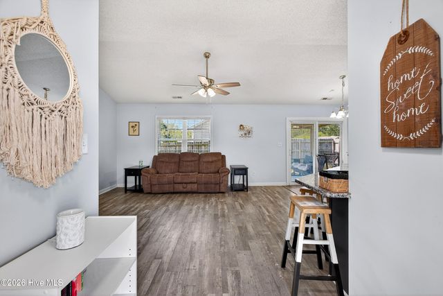 107 Jenna Rea Road, Hubert, NC 28539