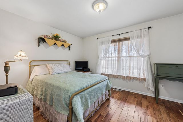 13625 Cardinal Lane, Cedar Lake, IN 46303