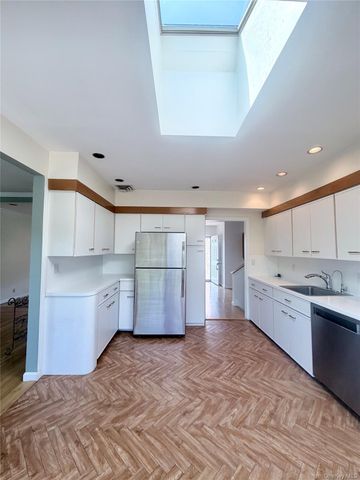 821 Channel Road, Long Beach, NY 11561