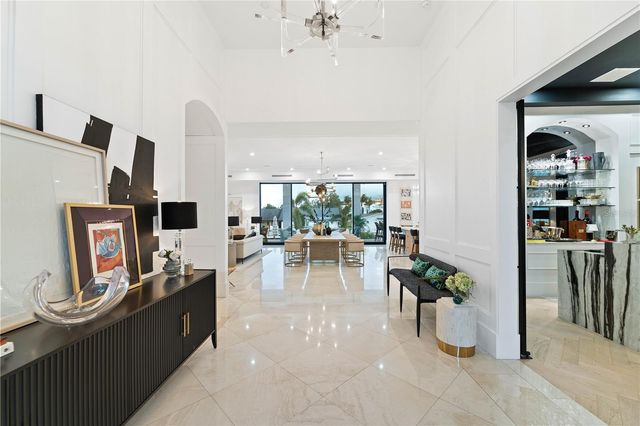 4923 W SAN RAFAEL STREET, Tampa, FL 33629