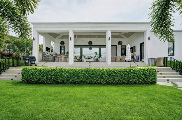 4923 W SAN RAFAEL STREET, Tampa, FL 33629