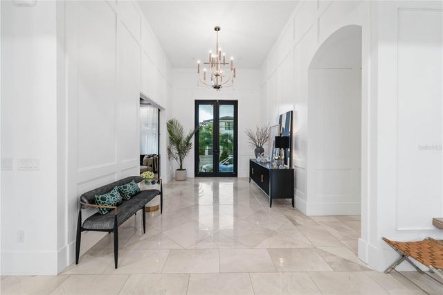 4923 W SAN RAFAEL STREET, Tampa, FL 33629