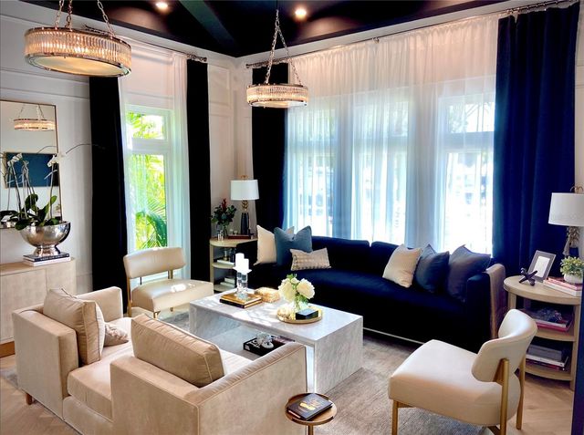 4923 W SAN RAFAEL STREET, Tampa, FL 33629