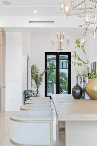 4923 W SAN RAFAEL STREET, Tampa, FL 33629