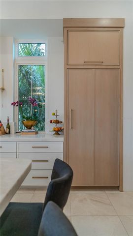 4923 W SAN RAFAEL STREET, Tampa, FL 33629