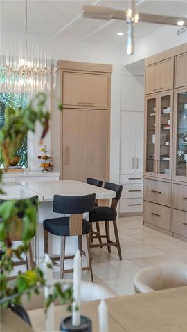 4923 W SAN RAFAEL STREET, Tampa, FL 33629