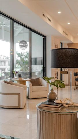 4923 W SAN RAFAEL STREET, Tampa, FL 33629