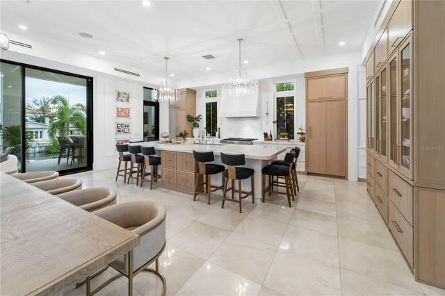 4923 W SAN RAFAEL STREET, Tampa, FL 33629