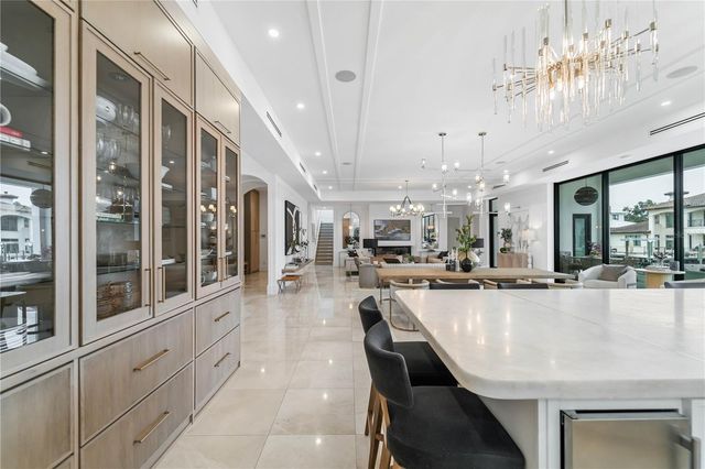 4923 W SAN RAFAEL STREET, Tampa, FL 33629