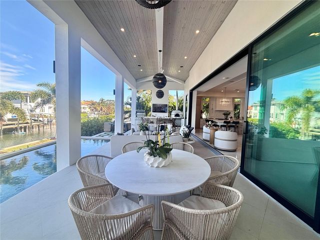 4923 W SAN RAFAEL STREET, Tampa, FL 33629