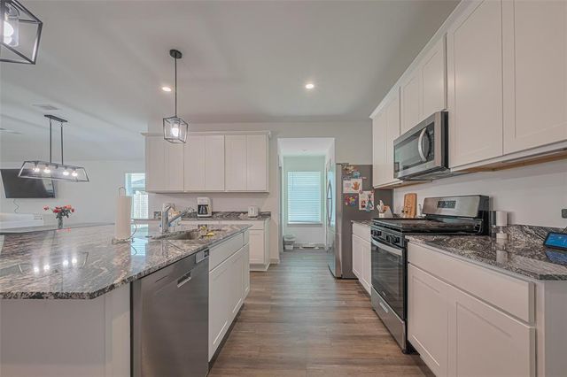 1004 Great Barracuda Lane, Alvin, TX 77511